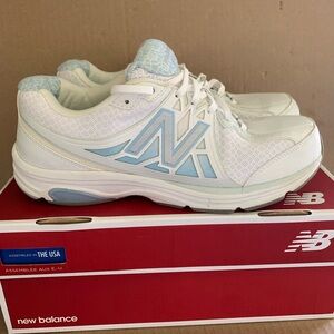 New Balance 847 v2 Walking Sneaker